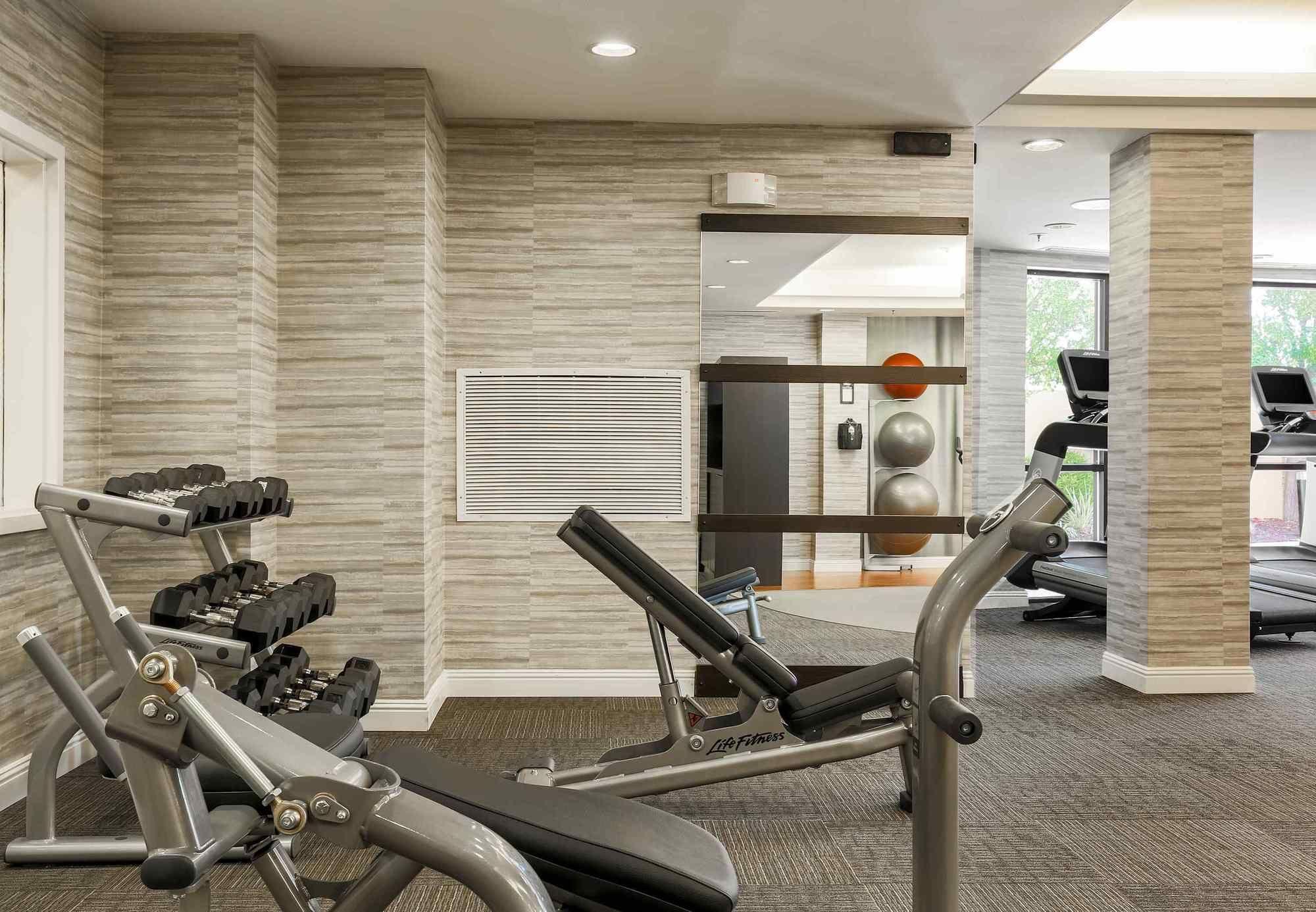 Courtyard By Marriott Roseville Galleria Mall/Creekside Ridge Drive Экстерьер фото