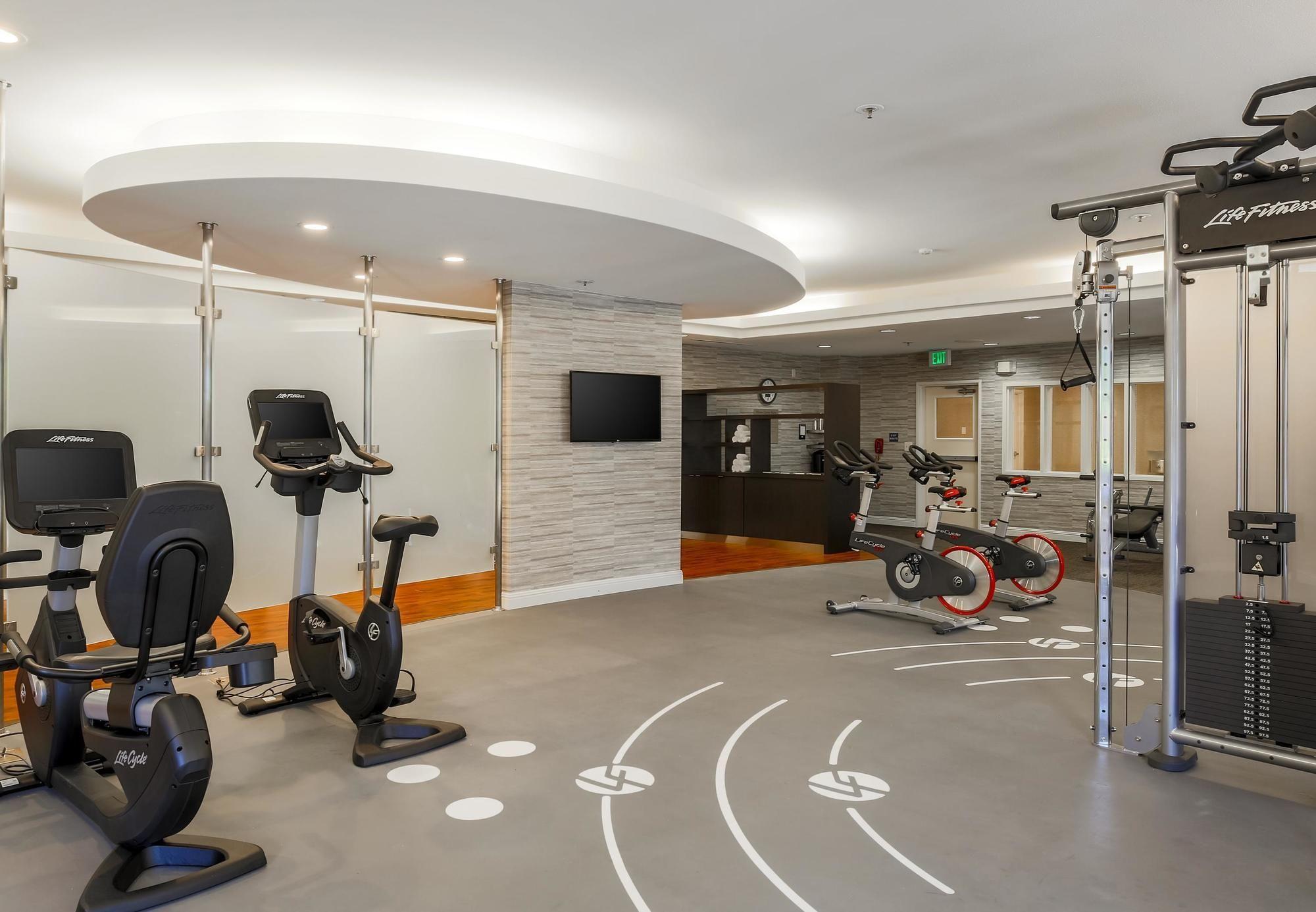Courtyard By Marriott Roseville Galleria Mall/Creekside Ridge Drive Экстерьер фото
