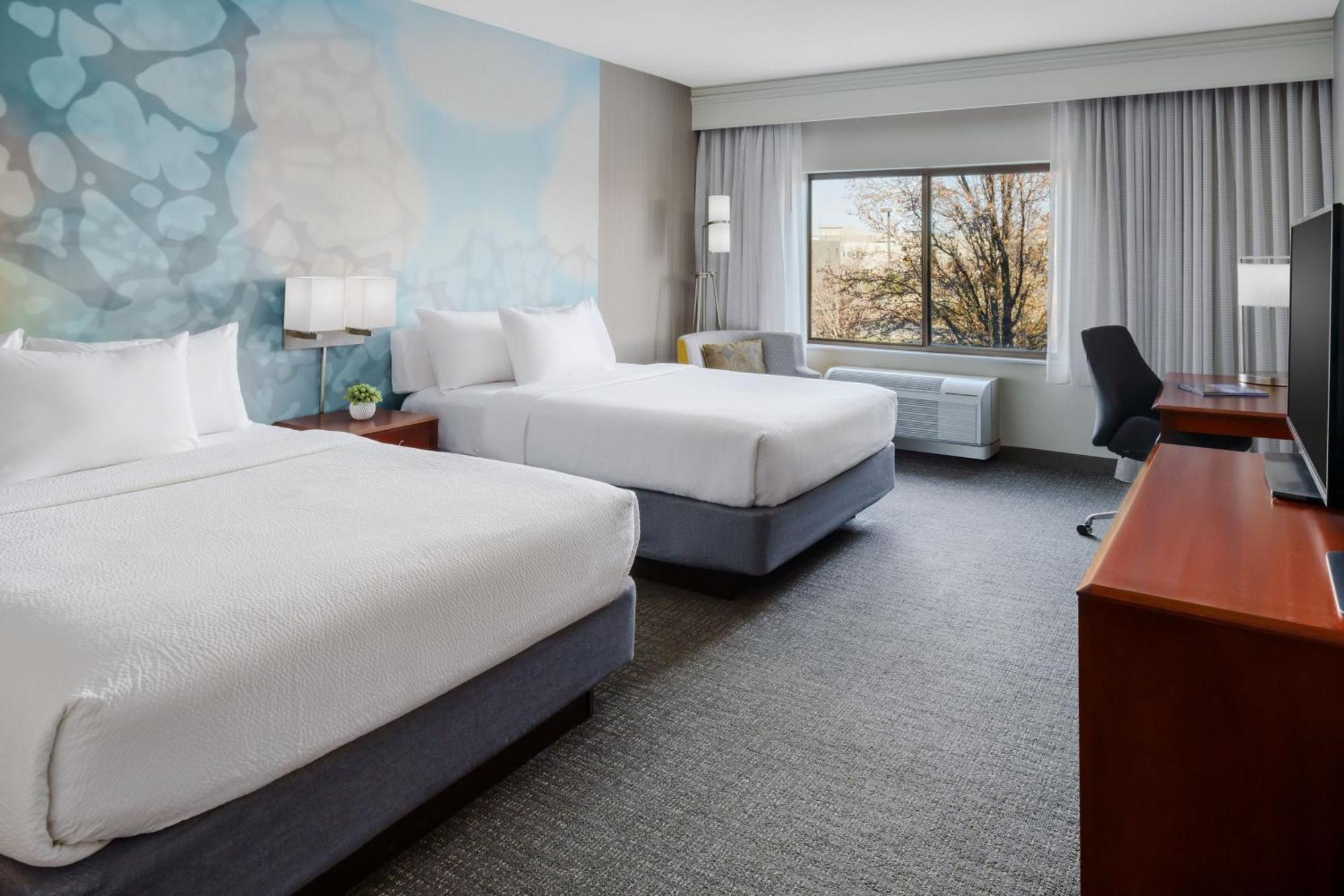 Courtyard By Marriott Roseville Galleria Mall/Creekside Ridge Drive Экстерьер фото