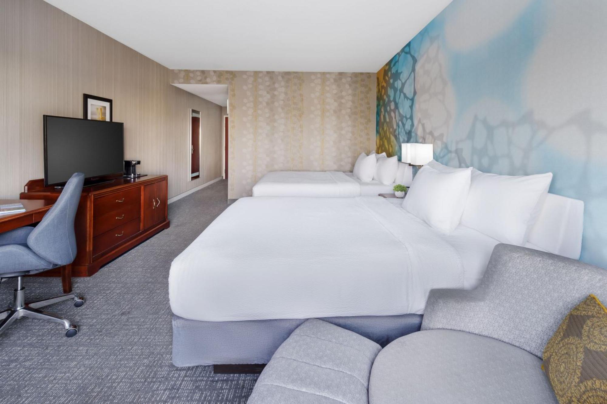 Courtyard By Marriott Roseville Galleria Mall/Creekside Ridge Drive Экстерьер фото