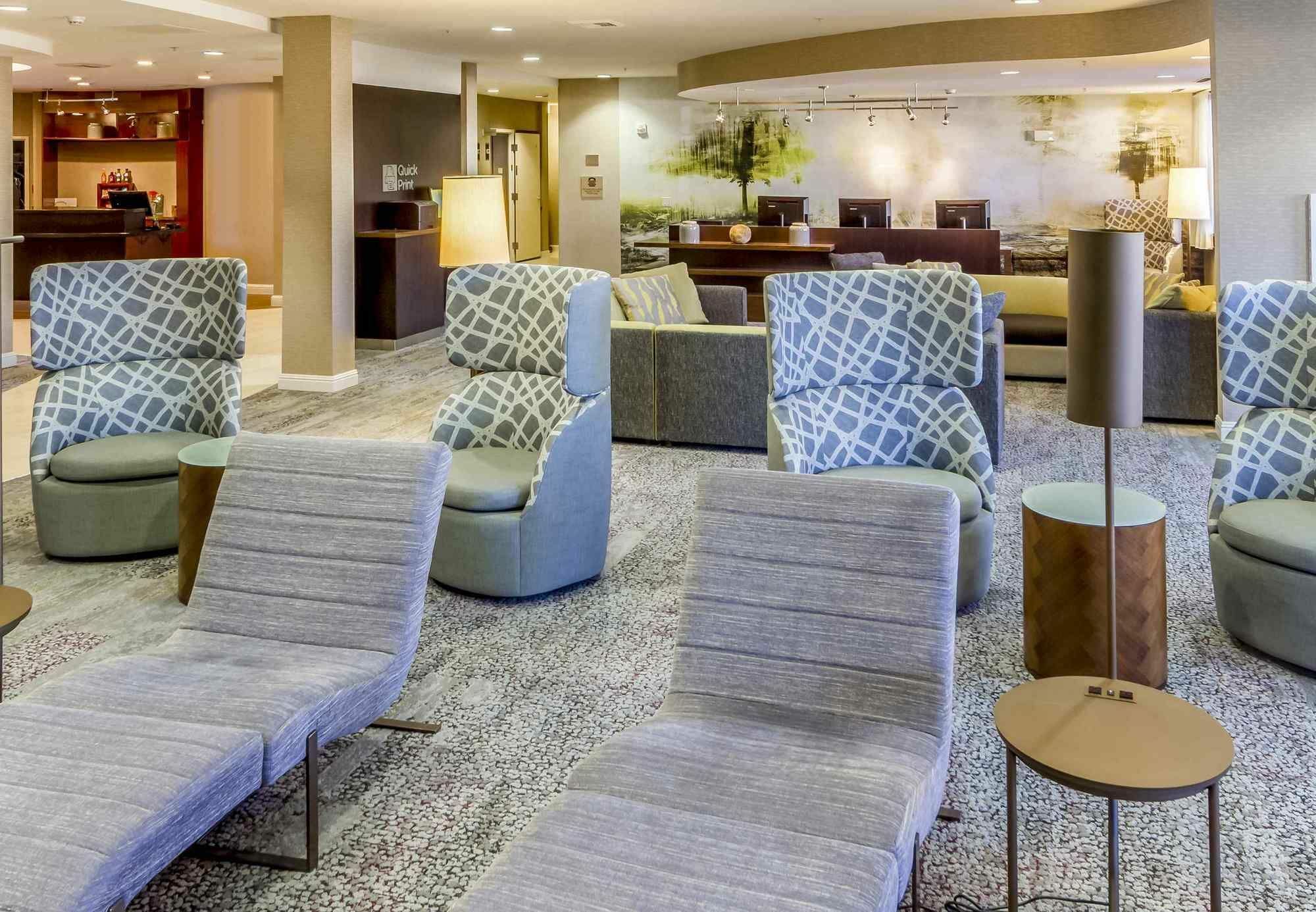 Courtyard By Marriott Roseville Galleria Mall/Creekside Ridge Drive Экстерьер фото